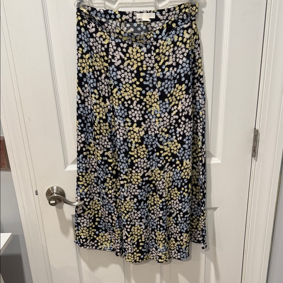 H&M Midi Skirt - Picture 1 of 4